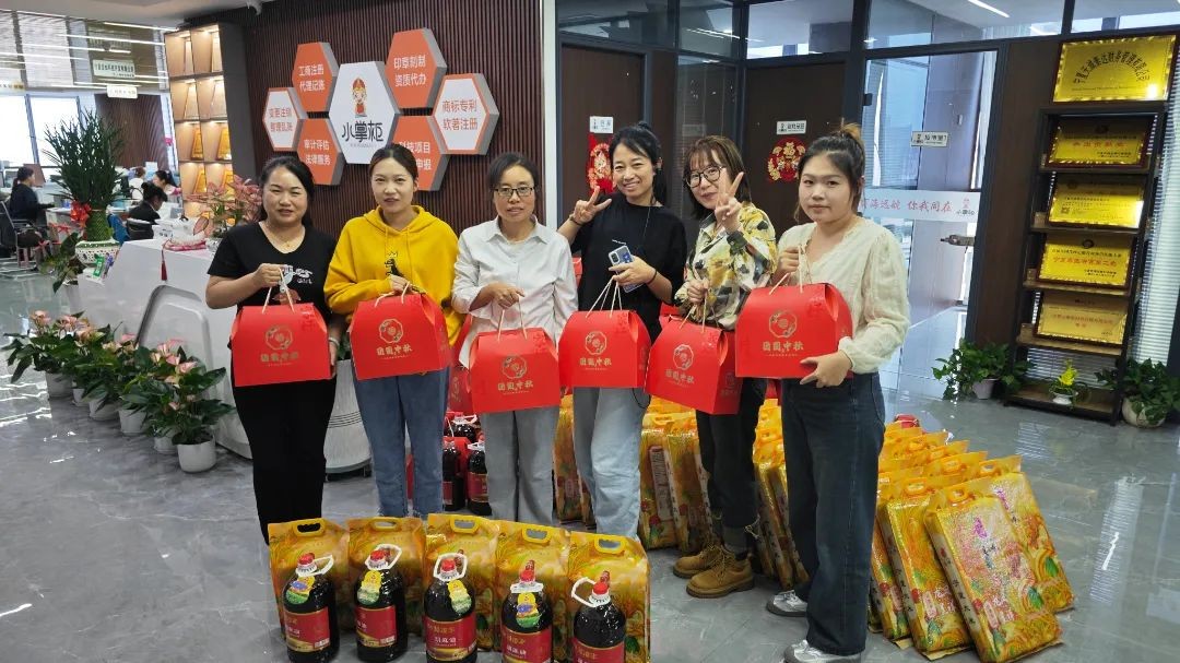 工商注冊(cè),代理記賬,企業(yè)稅籌,審計(jì)報(bào)告,資質(zhì)代辦 工商注冊(cè),代理記賬,企業(yè)稅籌,審計(jì)報(bào)告,資質(zhì)代辦